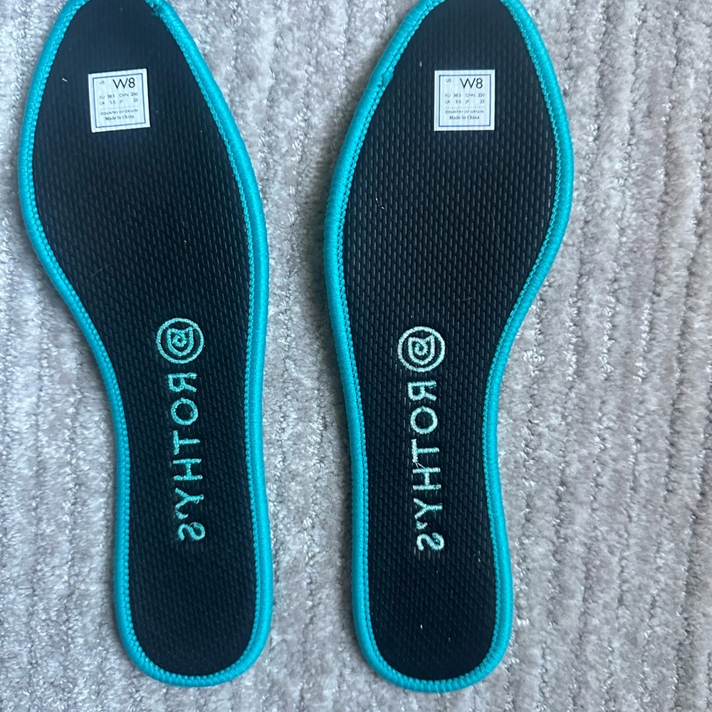 Square Toe Limited Edition Rothy’s - Picture 3 of 7